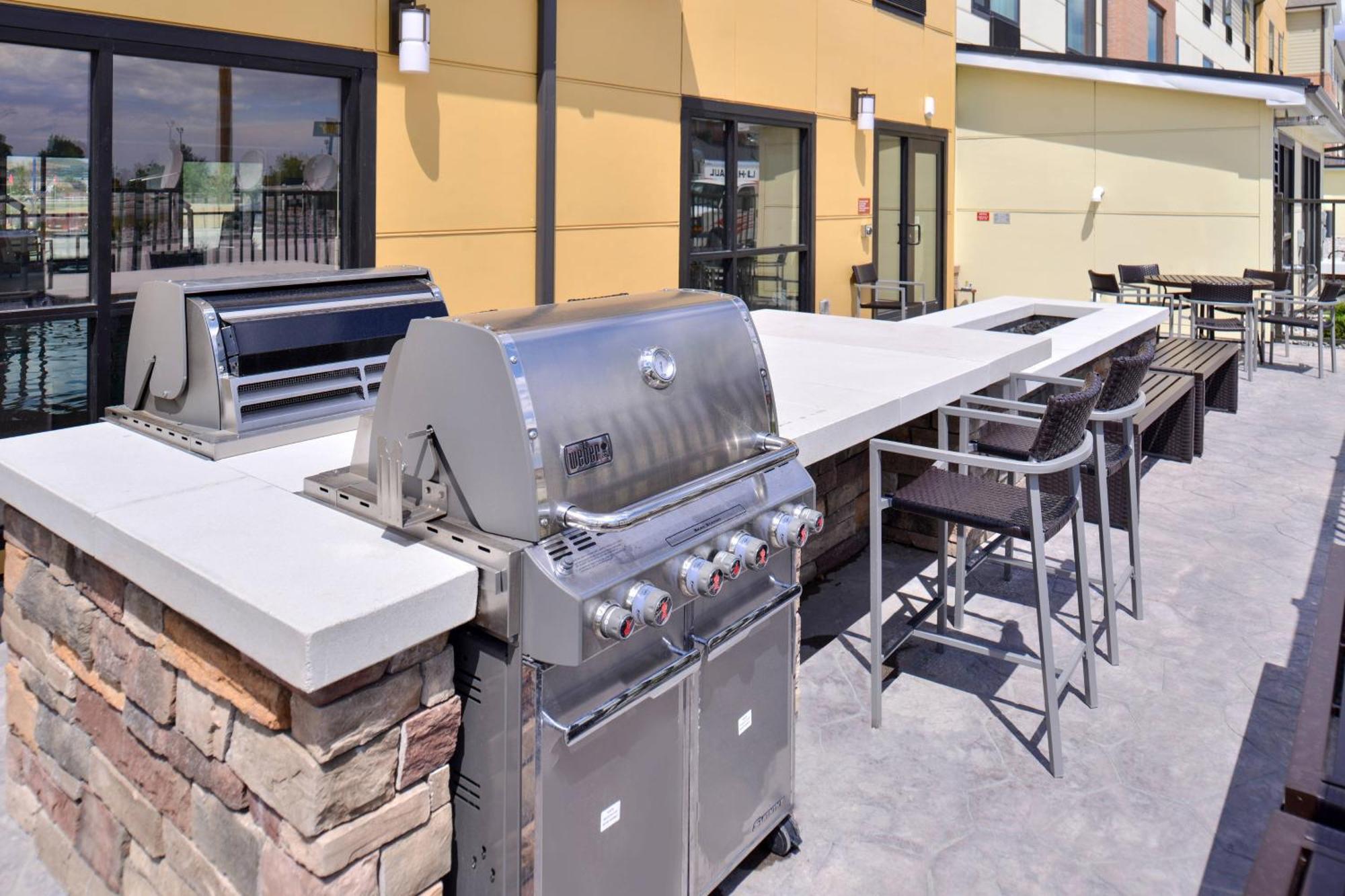 Towneplace Suites By Marriott Gillette Exterior foto